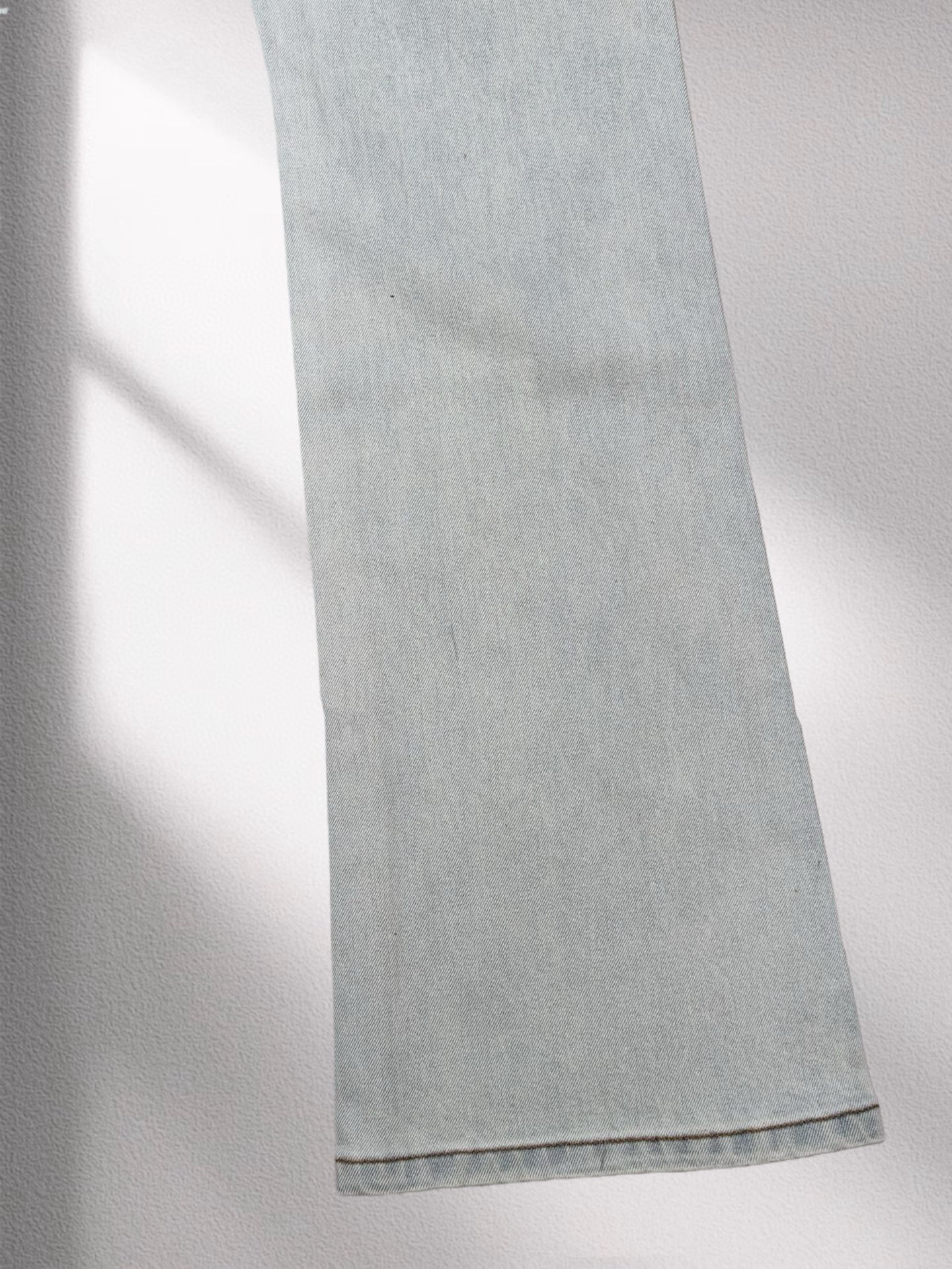 G8362