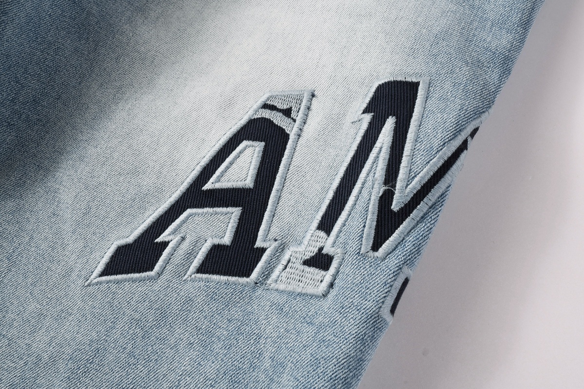 AM 8920