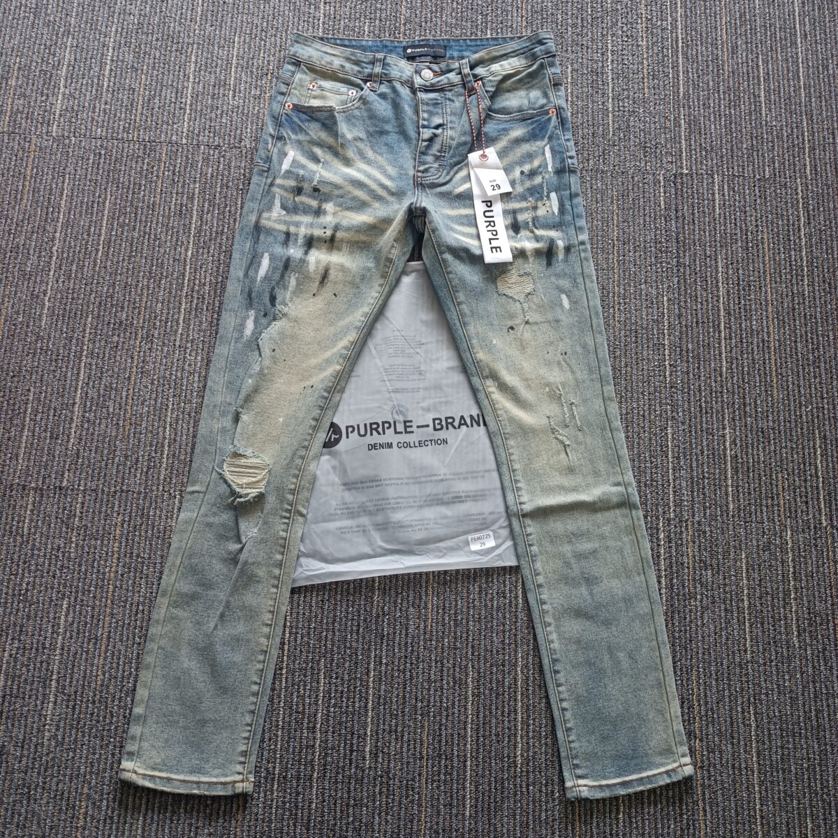 60725