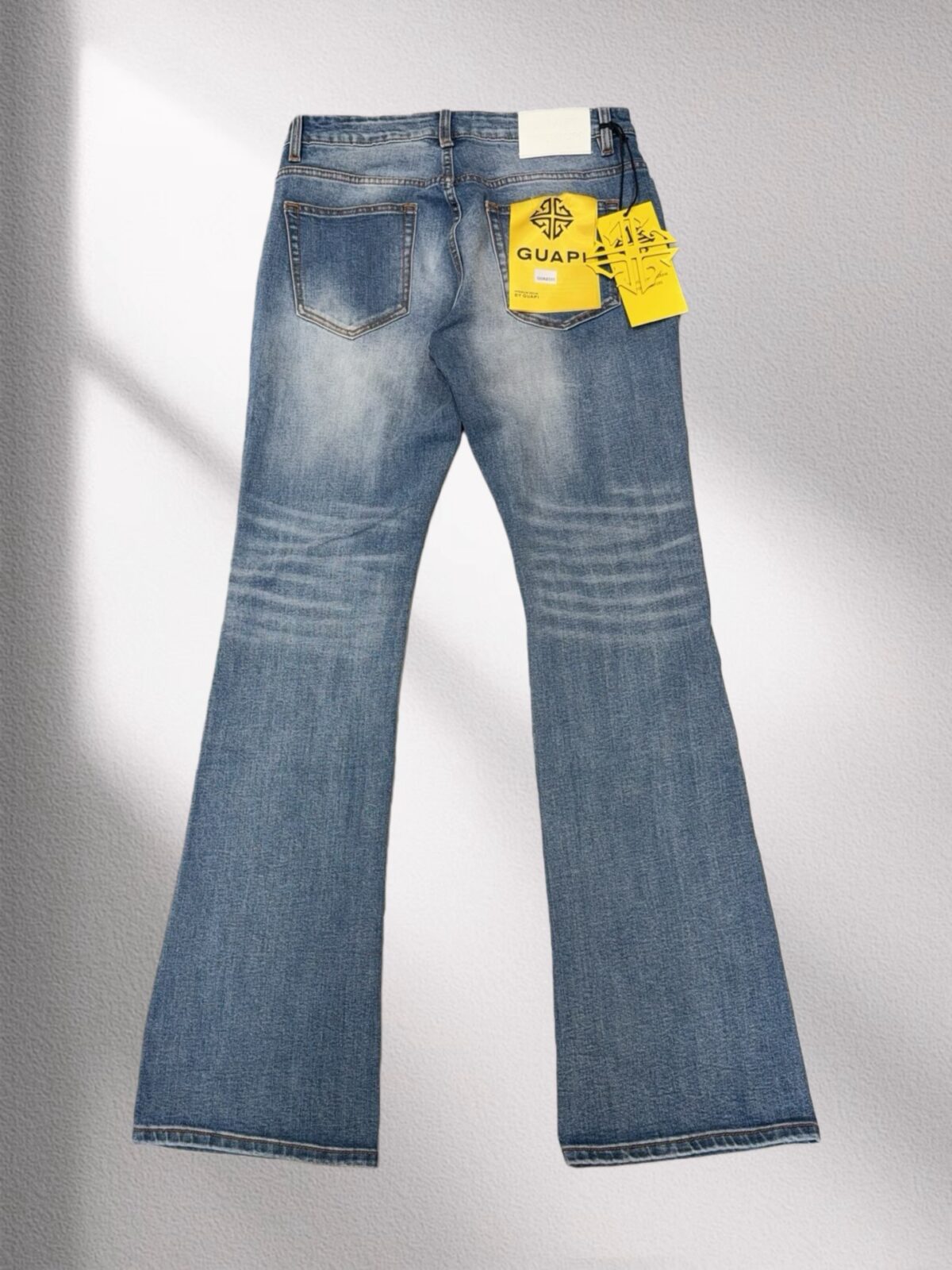 G8555