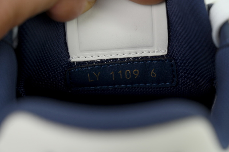 yupoo_286546_96402028.jpg 【EA0GZ】蓝水泥 LV板鞋 Louis Vuitton Blue cement 时尚板鞋