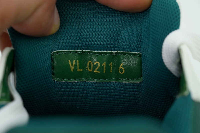 yupoo_286594_02fe2d56.jpg 【EA0GZ】白蓝绿 LV板鞋 Louis Vuitton White Blue Green 时尚板鞋
