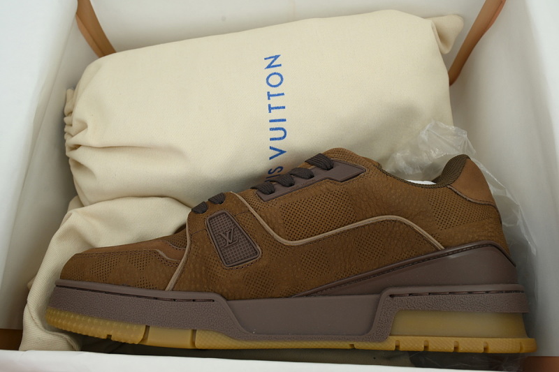 【EA0GZ】深棕吊牌 LV板鞋 Louis Vuitton dark brown 时尚板鞋
