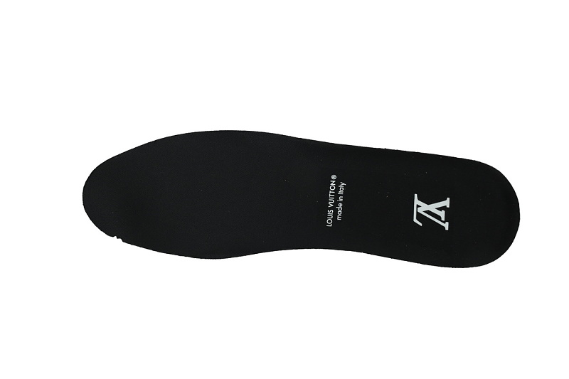 yupoo_286666_373071ab.jpg 【EA0GZ】黑白皮 LV板鞋 Louis Vuitton Black and white leather 时尚板鞋