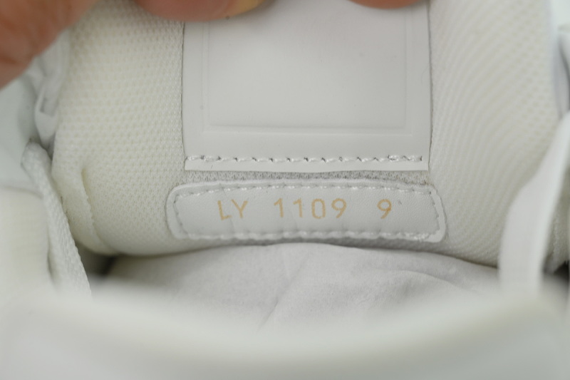 【EA0GZ】白老花 LV板鞋 Louis Vuitton Bai Lao Hua 时尚板鞋