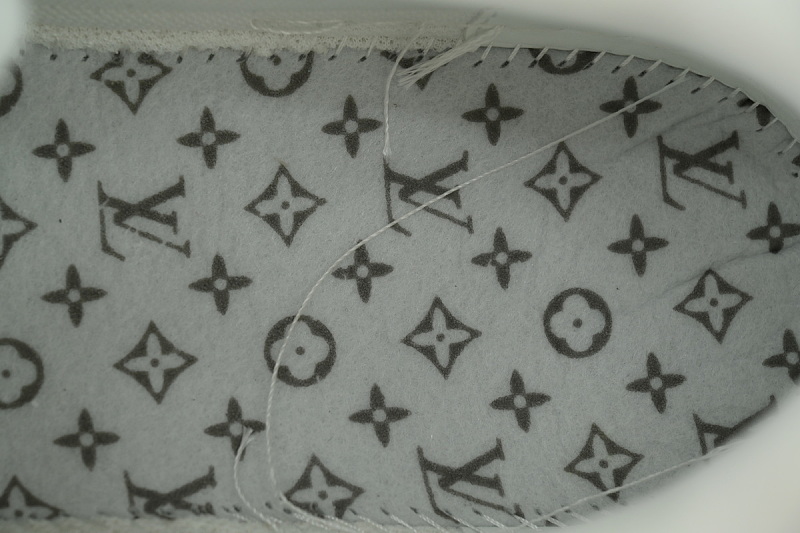 【EA0GZ】白老花 LV板鞋 Louis Vuitton Bai Lao Hua 时尚板鞋