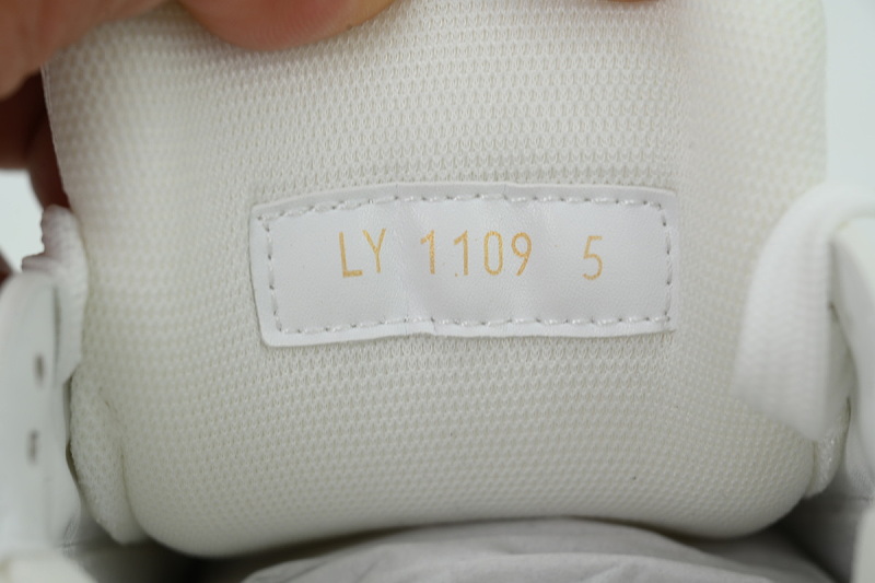 yupoo_286782_f5ceac91.jpg 【EA0GZ】白武士 LV板鞋 Louis Vuitton White Knight 时尚板鞋