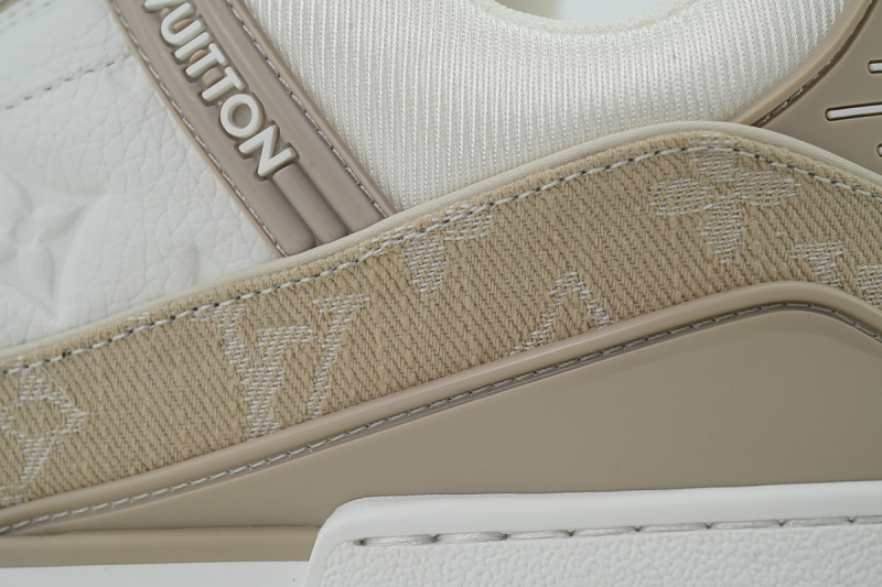 yupoo_286806_0e09954d.jpg 【EA0GZ】杏色牛仔 LV板鞋 Louis Vuitton Apricot colored denim 时尚板鞋