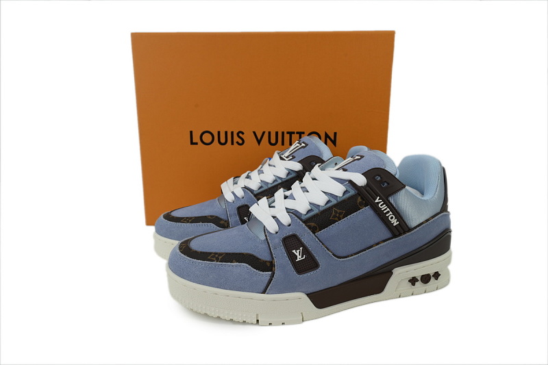 yupoo_286830_7dd33de2.jpg 【EA0GZ】磨砂蓝色 LV板鞋 Louis Vuitton Matte Blue 时尚板鞋