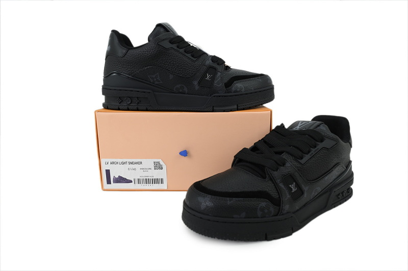 yupoo_286921_2a0a1e2a.jpg 【EA0GZ】黑老花 LV板鞋 Louis Vuitton Black Old Flower 时尚板鞋