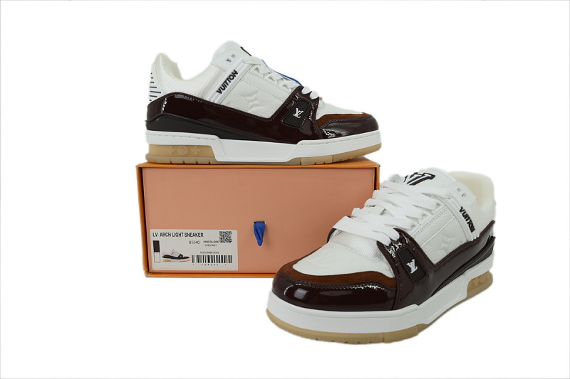 yupoo_286940_efda11e3.jpg 【EA0GZ】漆皮棕 LV板鞋 Louis Vuitton Lacquer brown 时尚板鞋