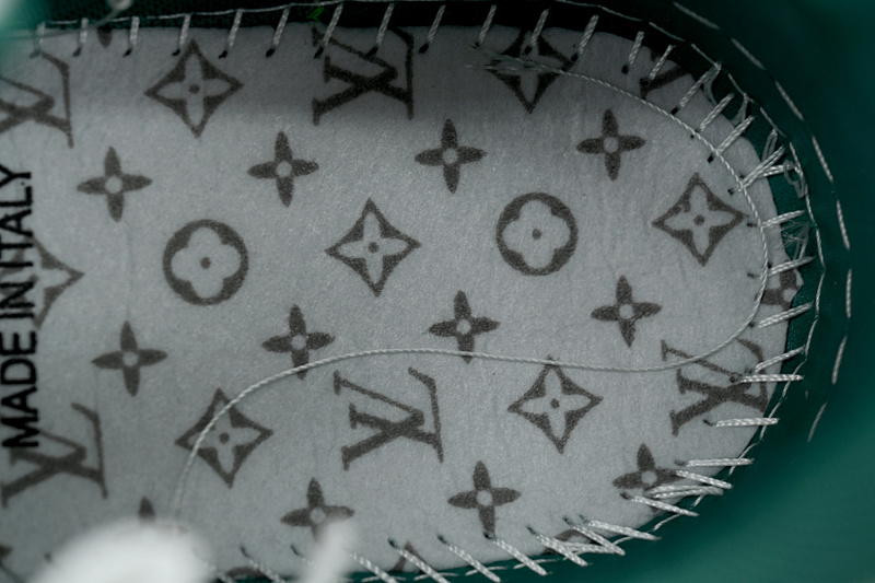 【EA0ET】新白绿 LV板鞋 Louis Vuitton New White Green 时尚板鞋