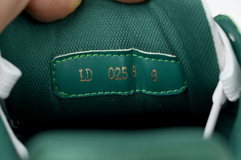 【EA0ET】新白绿 LV板鞋 Louis Vuitton New White Green 时尚板鞋