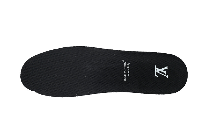 【EA0ET】新黑白 LV板鞋 Louis Vuitton New Black And White 时尚板鞋