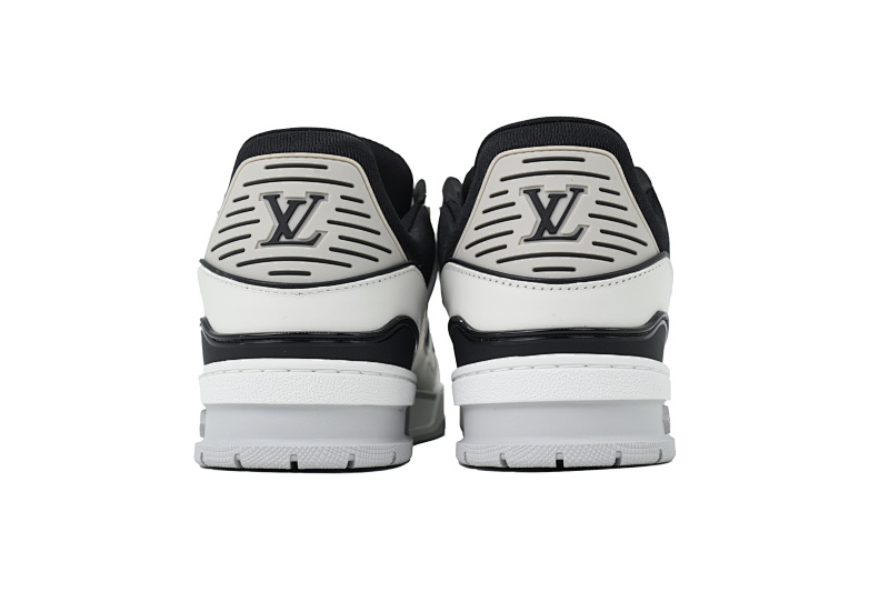 【EA0ET】新黑白 LV板鞋 Louis Vuitton New Black And White 时尚板鞋