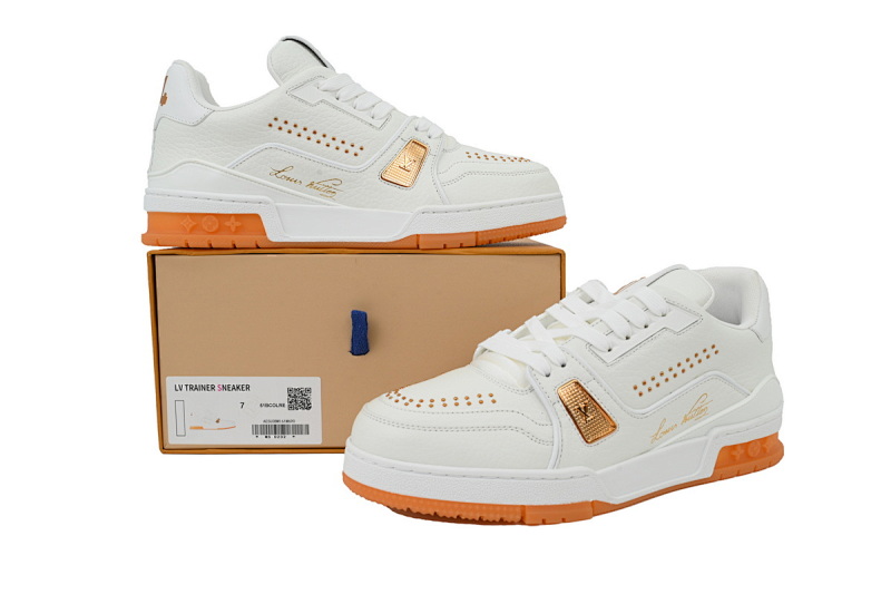 yupoo_287224_a033d5a7.jpg 【EA0ET】白橙铆钉 LV板鞋 Louis Vuitton White Orange Rivet 时尚板鞋