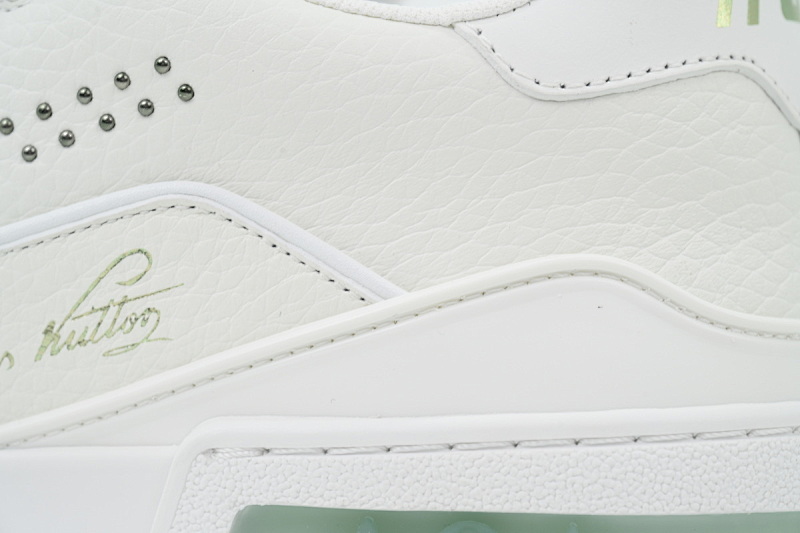 【EA0ET】白绿铆钉 LV板鞋 Louis Vuitton White Green Rivets 时尚板鞋