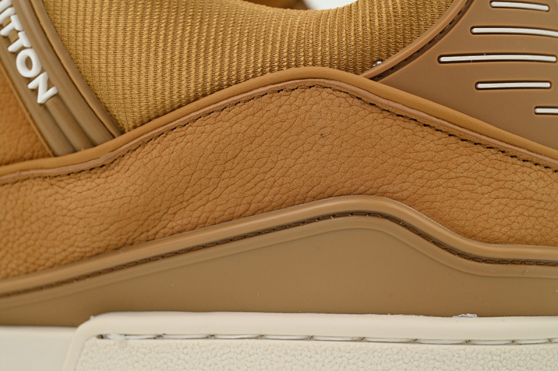 【EA0ET】棕皮白底 LV板鞋 LOUIS VUITTON Brown Skin With White Background