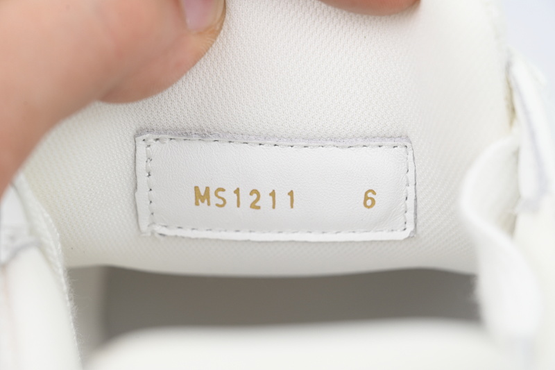 yupoo_287307_c74099fe.jpg 【EA0ET】白绿 LV板鞋 Louis Vuitton White Green 时尚板鞋