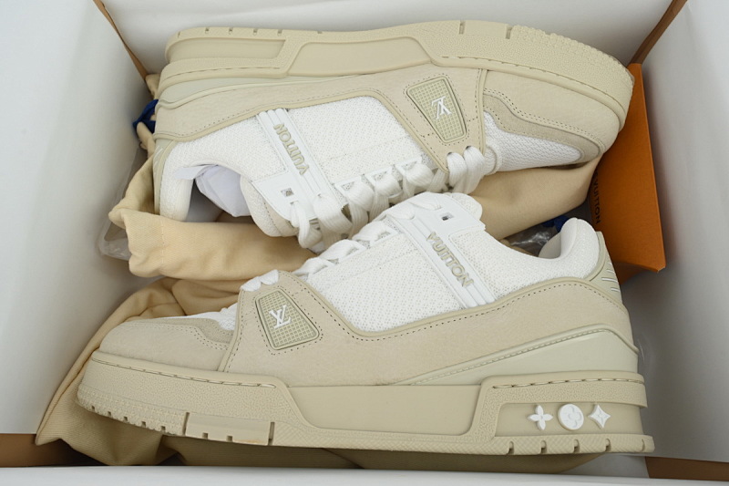 yupoo_287494_9495c076.jpg 【EA0ET】米色 LV板鞋 Louis Vuitton Beige 时尚板鞋
