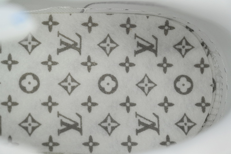 【EA0ET】村上隆白色 LV板鞋 Louis Vuitton Murakami Takashi White 时尚板鞋