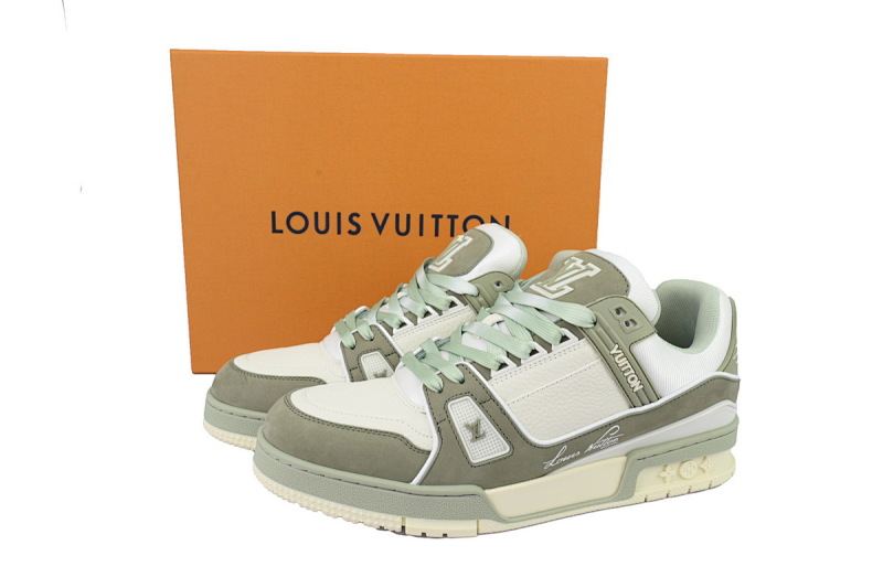 yupoo_287832_e2381278.jpg 【EA0ET】磨砂绿 LV板鞋 Louis Vuitton Frosted Green时尚板鞋