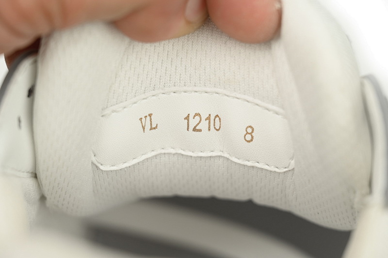 【EA0ET】灰牛仔 LV板鞋 Louis Vuitton Trainer Grey 时尚板鞋