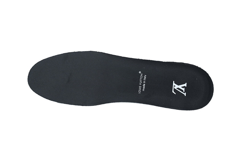【EA0ET】黑色铆钉 LV板鞋 LOUIS VUITTON Trainer 低帮时尚板鞋