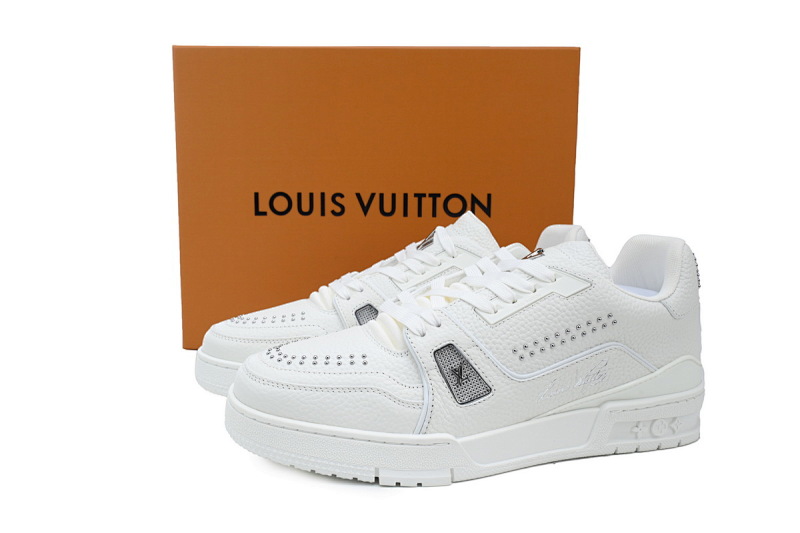 【EA0ET】白色铆钉 LV板鞋 LOUIS VUITTON Trainer 低帮时尚板鞋