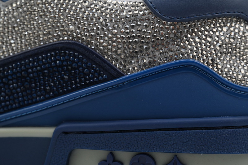 【EA0ET】白蓝钻 路易威登 LV钻面休闲板鞋 LOUIS VUITTON Trainer