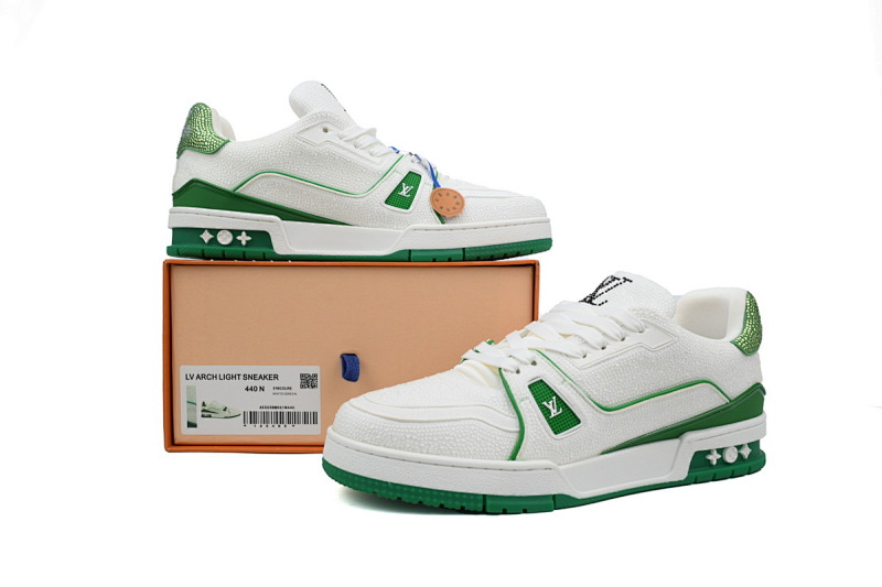 yupoo_288279_62dee3af.jpg 【EA0ET】白钻绿尾 路易威登 LV钻面休闲板鞋 LOUIS VUITTON Trainer