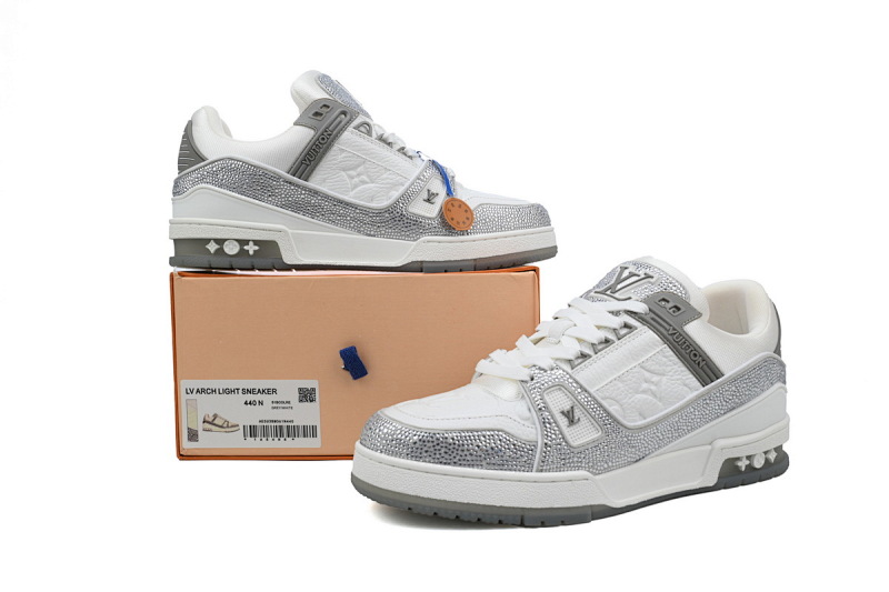 【EA0ET】灰白钻 路易威登 LV钻面休闲板鞋 LOUIS VUITTON Trainer