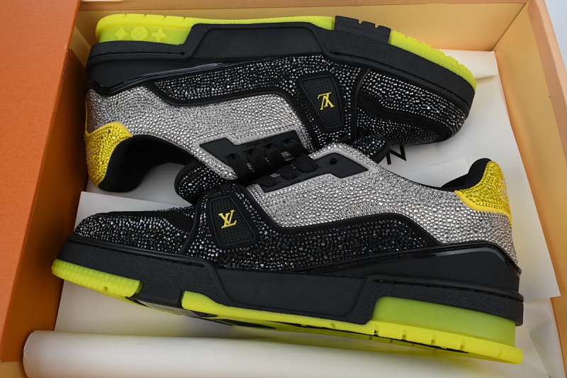【EA0ET】黑黄钻 路易威登 LV钻面休闲板鞋 LOUIS VUITTON Trainer