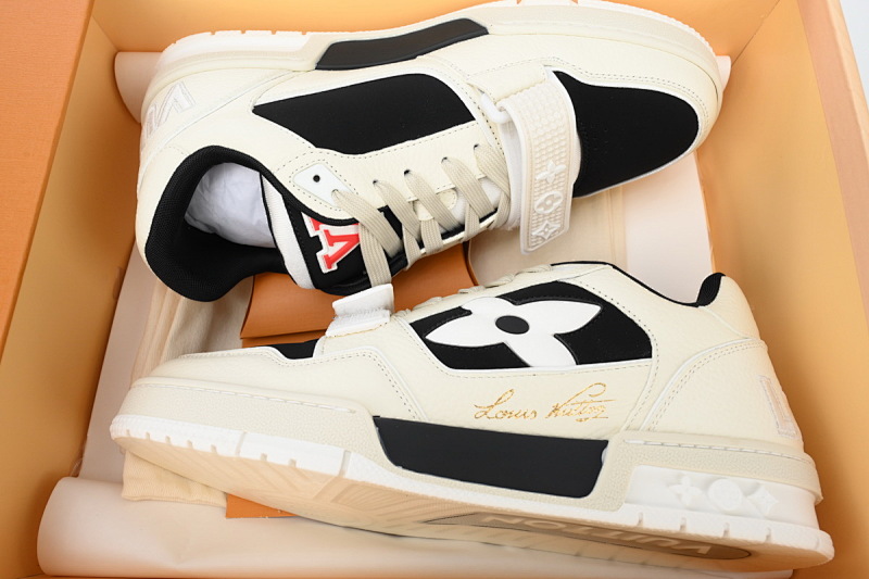 yupoo_288642_147943f2.jpg 【EA0ET】圆头魔术黑白 路易威登 LV休闲板鞋 LOUIS VUITTON Trainer