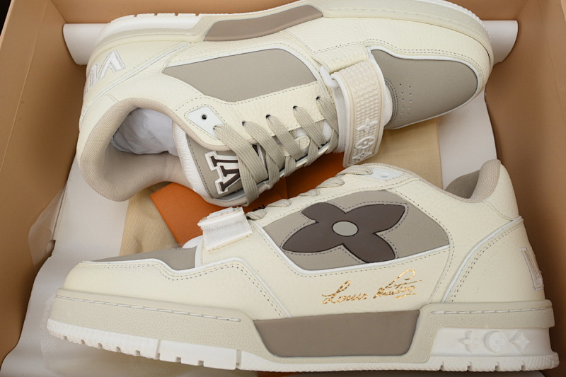 【EA0ET】圆头魔术杏色 路易威登 LV休闲板鞋 LOUIS VUITTON Trainer