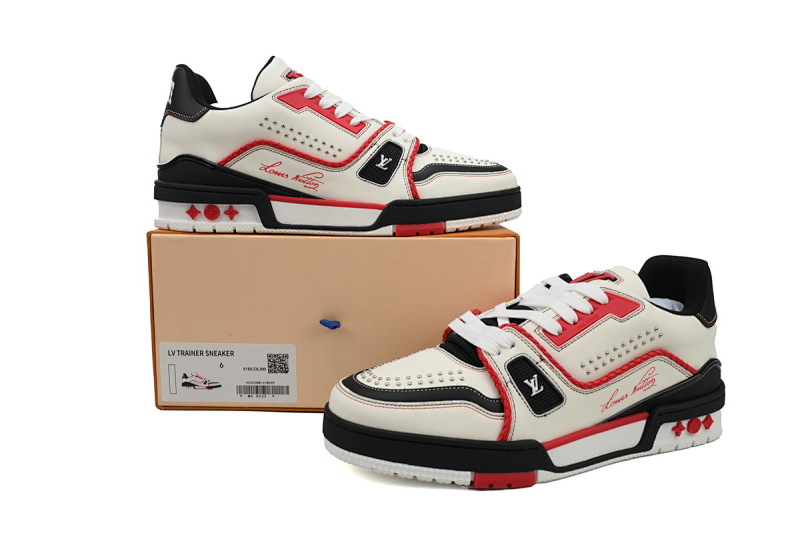 【EA0ET】圆头全皮黑白 路易威登 LV休闲板鞋 LOUIS VUITTON Trainer