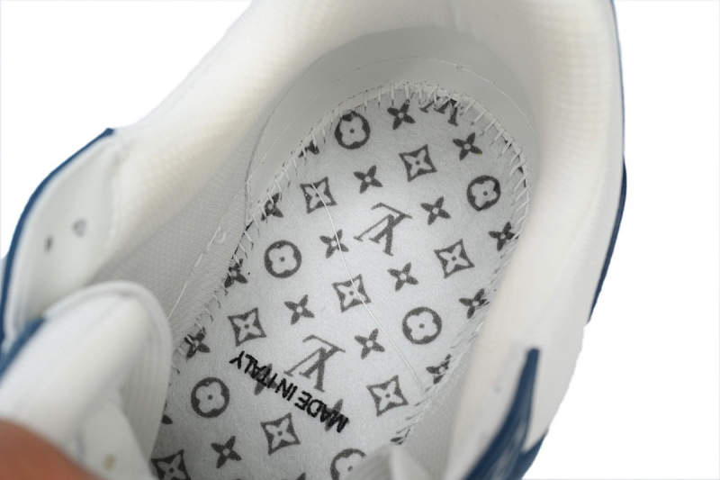 yupoo_288860_fcc2e08e.jpg 【EA0ET】蓝色牛仔 LV板鞋 Louis Vuitton Trainer Blue 牛仔布拼接低帮 时尚板鞋