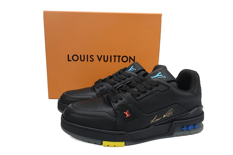 yupoo_289270_d463b13e.jpg 【EA0ET】黑荔枝 LV板鞋 Louis Vuitton Trainer Black 皮革网眼徽标金色签名 时尚板鞋
