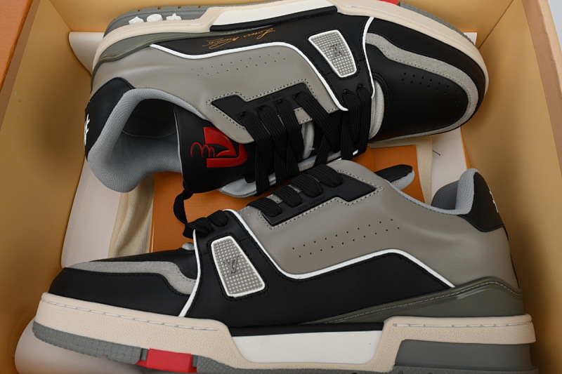 yupoo_289314_4b52e739.jpg 【EA0ET】54灰黑 LV板鞋 Louis Vuitton Trainer Grey Black 时尚板鞋