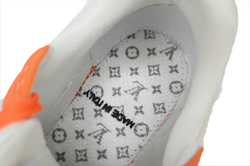 【EA0ET】压花白橙 LV板鞋 Louis Vuitton Trainer White Orange 牛皮花纹 时尚板鞋