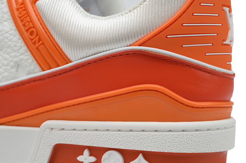 【EA0ET】压花白橙 LV板鞋 Louis Vuitton Trainer White Orange 牛皮花纹 时尚板鞋