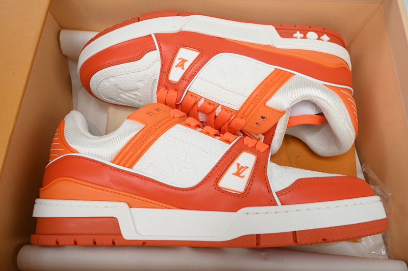 【EA0ET】压花白橙 LV板鞋 Louis Vuitton Trainer White Orange 牛皮花纹 时尚板鞋