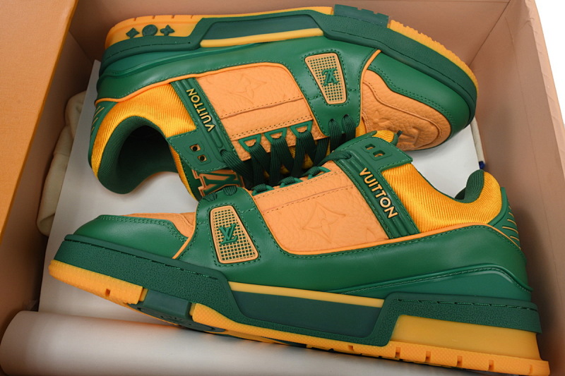 yupoo_289490_00059bad.jpg 【EA0ET】压花黄绿 LV板鞋 Louis Vuitton Trainer Yellow Green 牛皮花纹 时尚板鞋