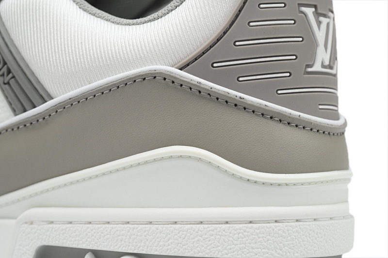 【EA0ET】压花灰白 LV板鞋 Louis Vuitton Trainer Grey White 牛皮花纹 时尚板鞋