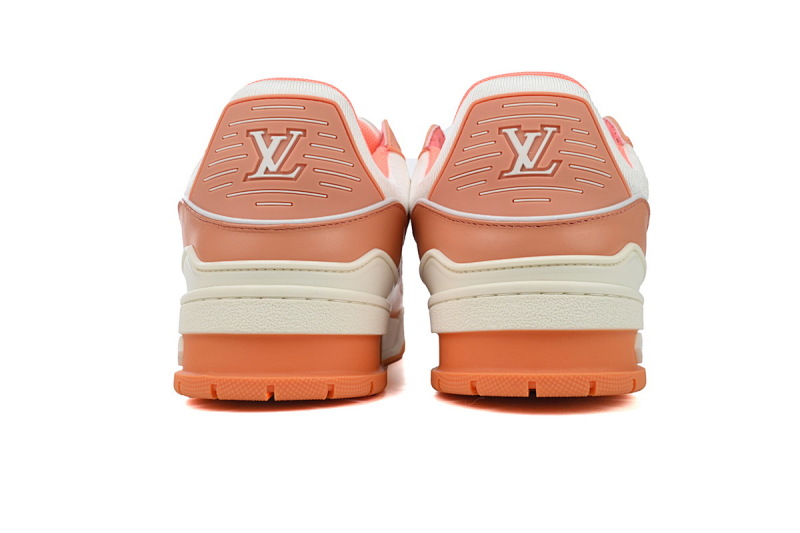 【EA0ET】压花蜜桃粉 LV板鞋 Louis Vuitton Trainer Peach 牛皮花纹 时尚板鞋