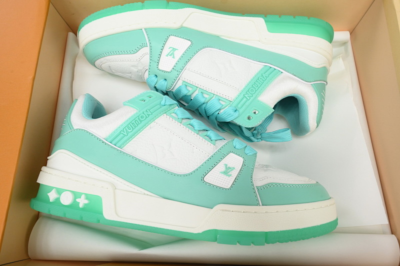 【EA0ET】压花薄荷绿 LV板鞋 Louis Vuitton Trainer Mint Green 牛皮花纹 时尚板鞋