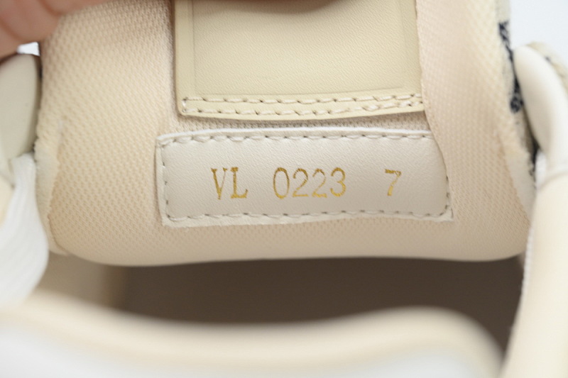 【EA0ET】织物褐色 LV板鞋 Louis Vuitton Trainer Brown 时尚板鞋