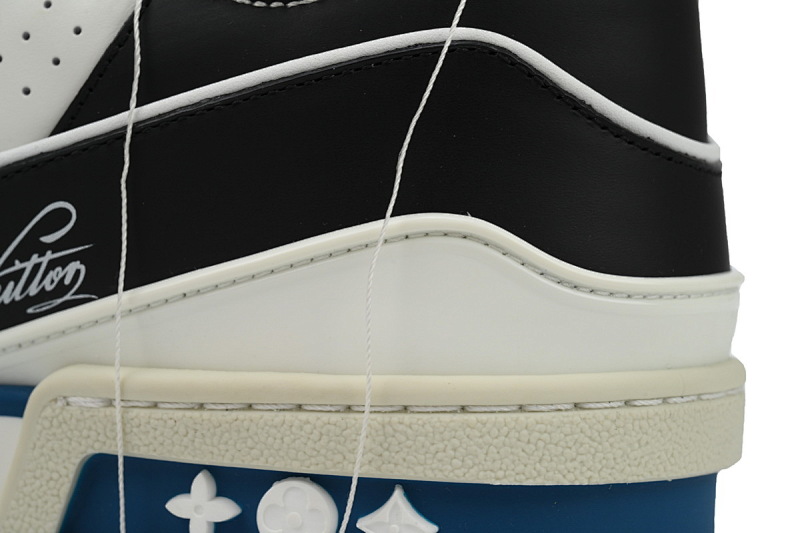 yupoo_289653_57075de4.jpg 【EA0ET】走秀黑白熊猫 LV板鞋 Louis Vuitton Trainer Black White 时尚板鞋
