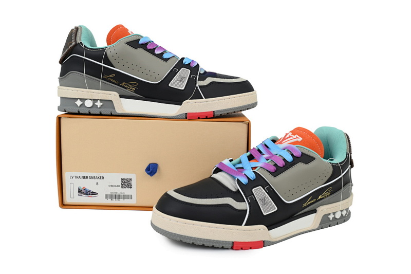 yupoo_289675_32a8ca90.jpg 【EA0ET】走秀湖水蓝 LV板鞋 Louis Vuitton Trainer Blue 时尚板鞋
