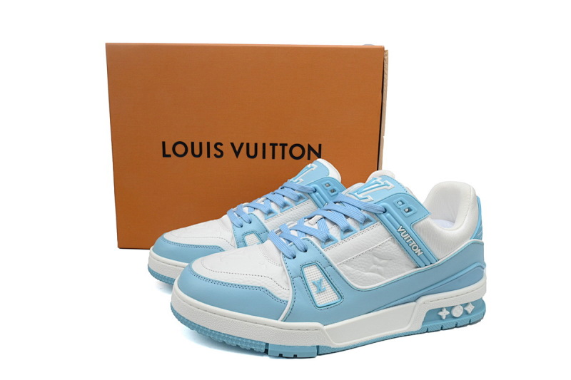 yupoo_289785_a556fa00.jpg 【EA0ET】压花浅蓝 LV板鞋 Louis Vuitton Trainer Light Blue 牛皮系带压纹 时尚板鞋
